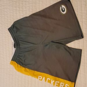 Packers youth shorts size 10/12